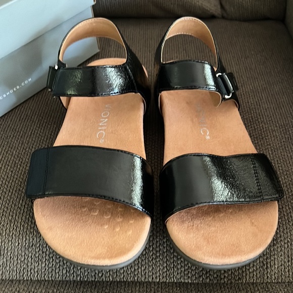 Vionic Marsala Metallic sandals - Picture 6 of 7